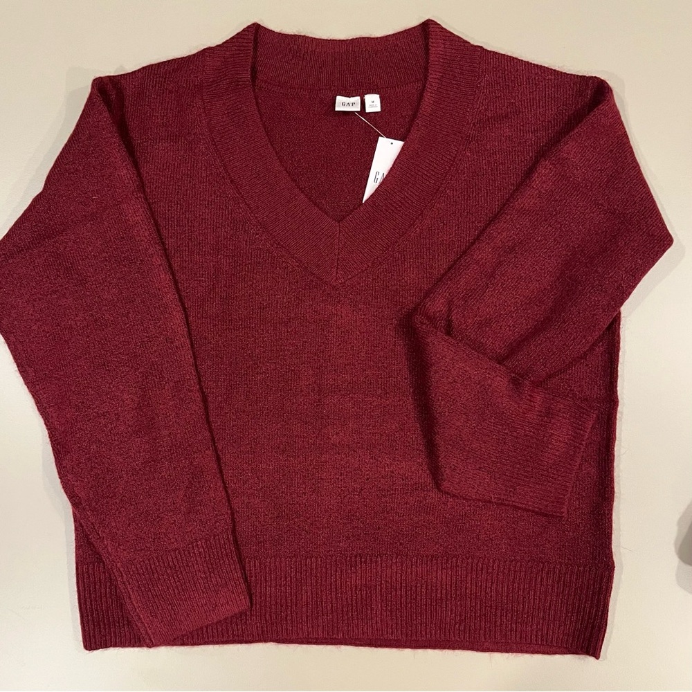 GAP Women's V-Neck Sweater in Deep Red